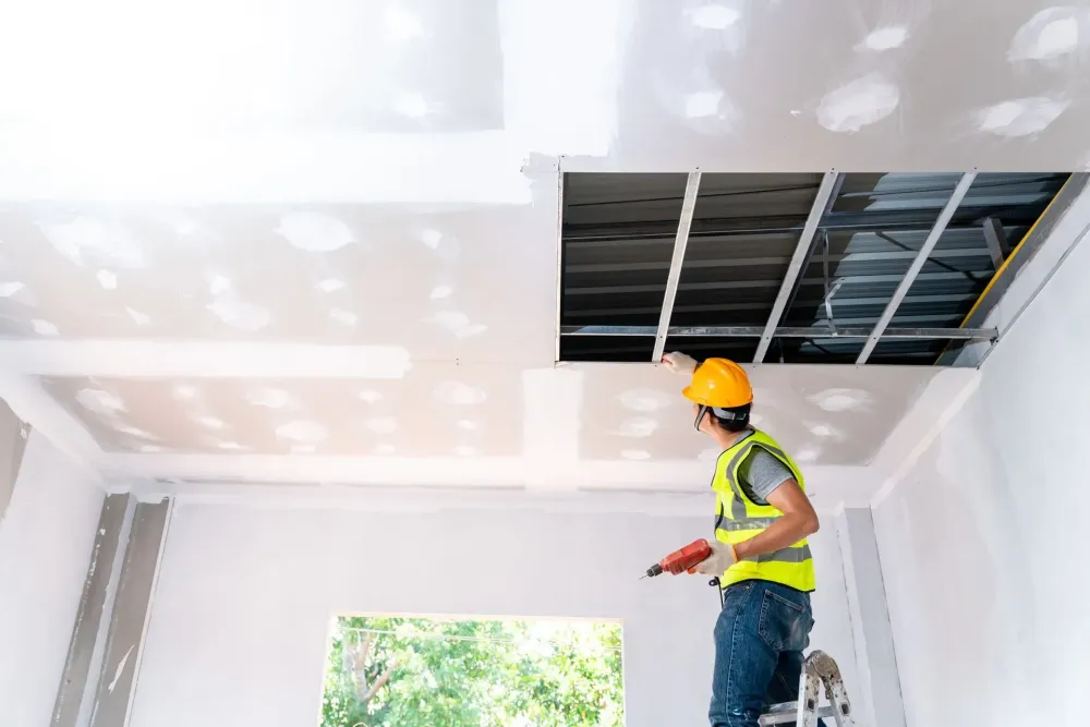 faux plafond et cloison près de Meslay-du-Maine